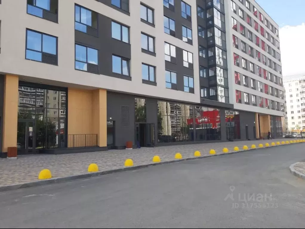 Торговая площадь в Свердловская область, Екатеринбург ул. ... - Фото 0