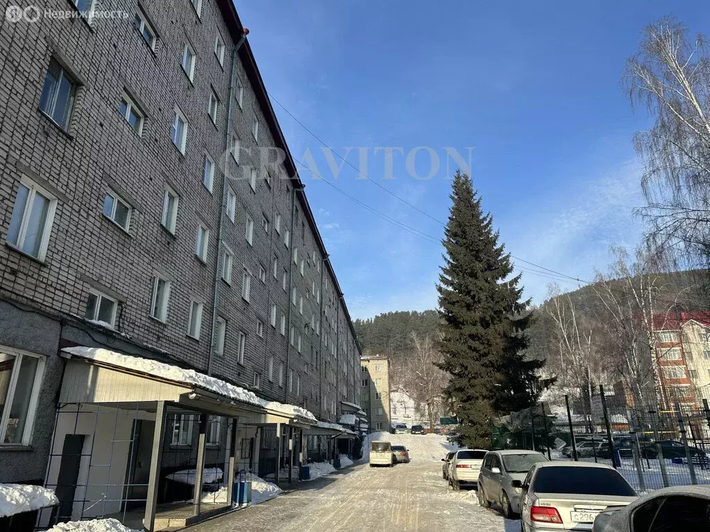 3-комнатная квартира: Горно-Алтайск, Коммунистический проспект, 56 ... - Фото 2