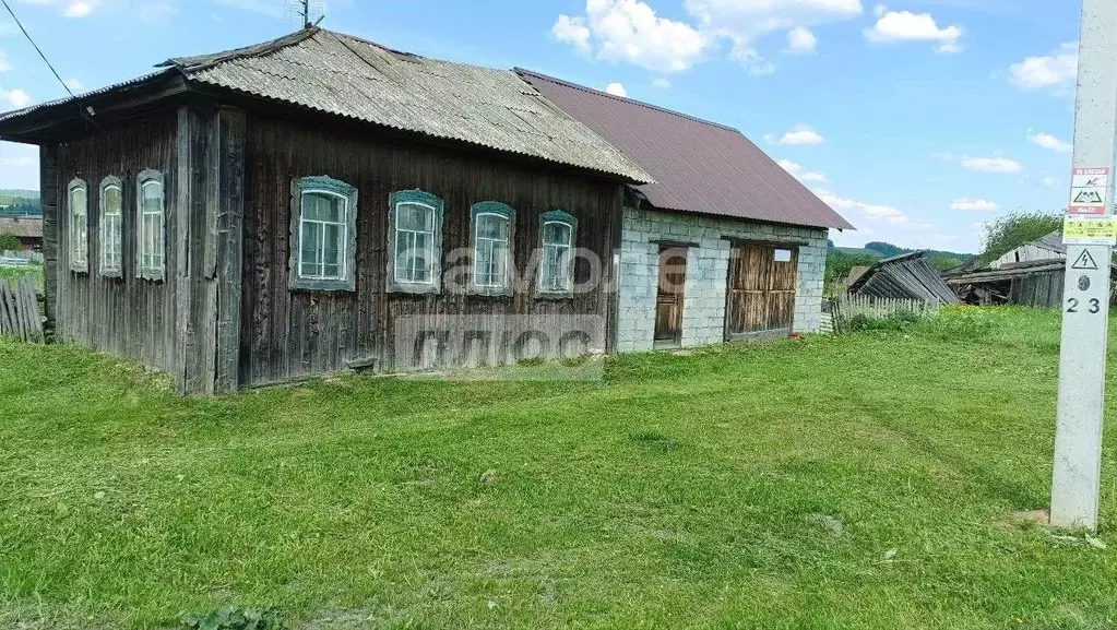 Дом в Свердловская область, Шалинский муниципальный округ, с. Сылва ... - Фото 1