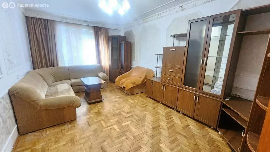 3-комнатная квартира: Ессентуки, Вокзальная улица, 57 (70.3 м) - Фото 1