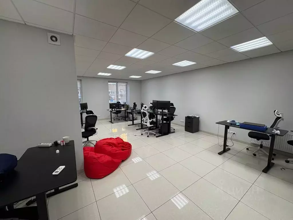 Офис в Свердловская область, Екатеринбург ул. Шарташская, 8 (173 м) - Фото 2