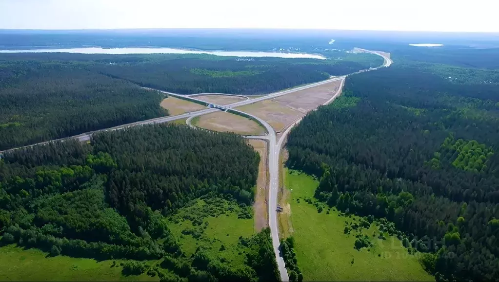 Участок в Ленинградская область, Выборгский район, Рощинское городское ... - Фото 0