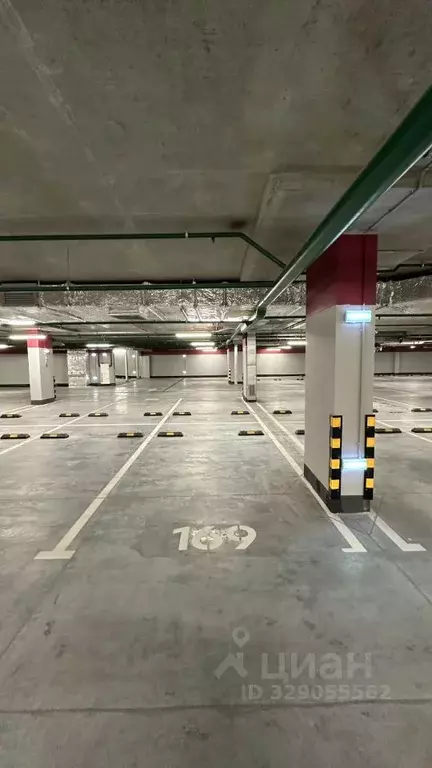 Гараж в Москва Левел Причальный жилой комплекс, 10к1 (14 м) - Фото 1