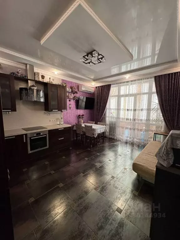3-к кв. Краснодарский край, Геленджик ул. Южная, 8 (78.0 м) - Фото 1