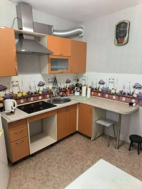 1-к кв. Челябинская область, Челябинск ул. Лобырина, 13 (40.3 м) - Фото 1