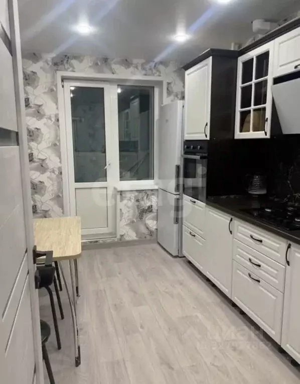 1-к кв. Ямало-Ненецкий АО, Новый Уренгой Мирный мкр, 7/1 (37.5 м) - Фото 1