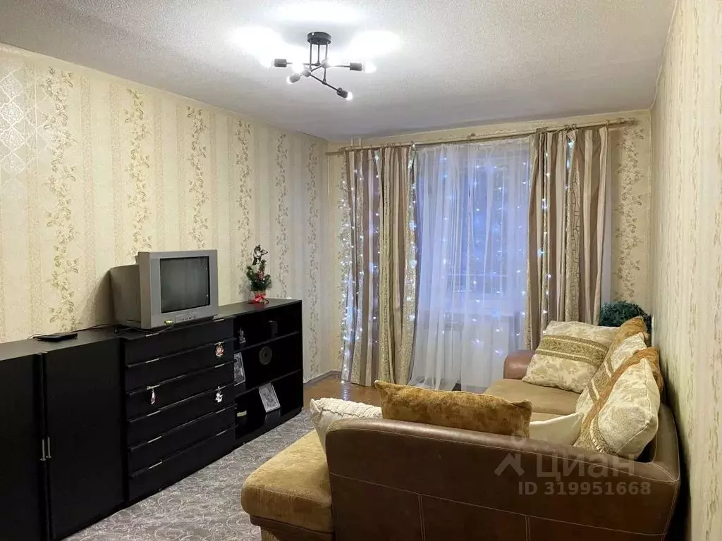 2-к кв. Ленинградская область, Сосновый Бор ул. 50 лет Октября, 19 ... - Фото 1