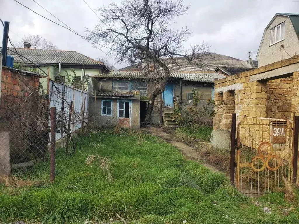 Дом в Крым, Судак муниципальный округ, с. Дачное ул. Виноградная, 22А ... - Фото 1