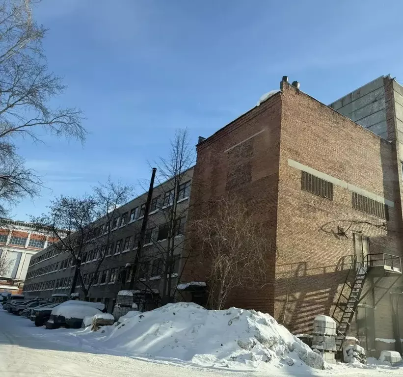 Помещение свободного назначения в Свердловская область, Екатеринбург ... - Фото 1