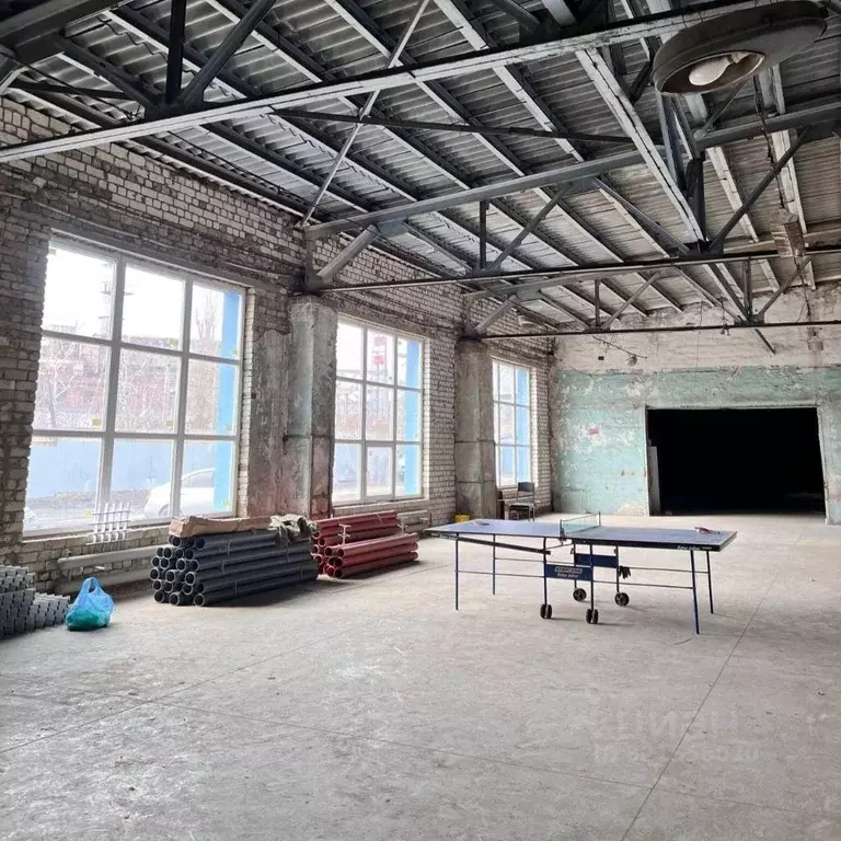 Склад в Саратовская область, Саратов ул. Имени Г.К. Орджоникидзе, 67 ... - Фото 1