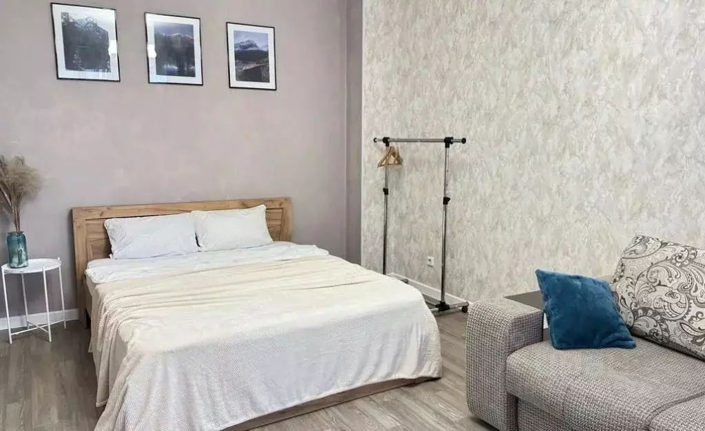 1-к кв. Красноярский край, Красноярск наб. Ярыгинская, 19А (38.0 м) - Фото 0
