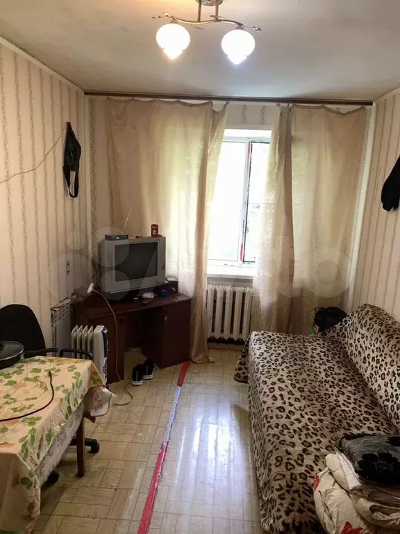 Комната 11 м в 4-к., 2/5 эт. - Фото 0