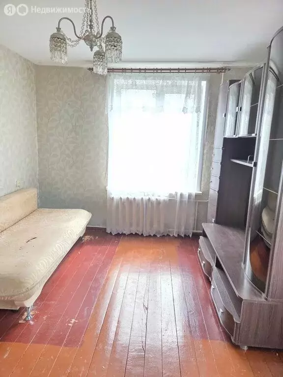 2-комнатная квартира: Соликамск, улица Парижской Коммуны, 6 (36.1 м) - Фото 2
