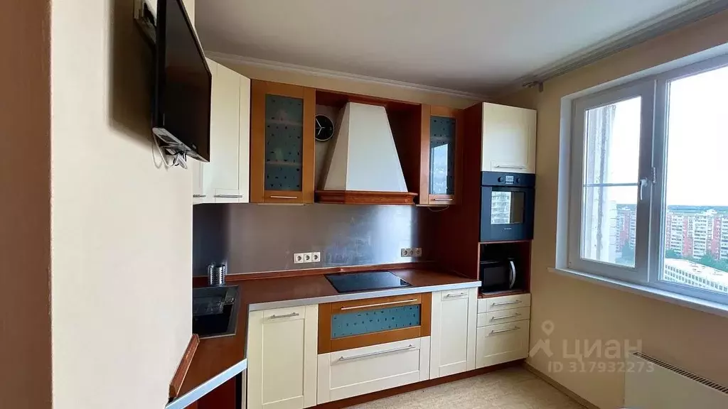 3-к кв. Москва ул. Барышиха, 23 (73.8 м) - Фото 0