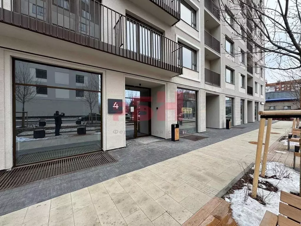 Помещение свободного назначения в Тюменская область, Тюмень ул. ... - Фото 1