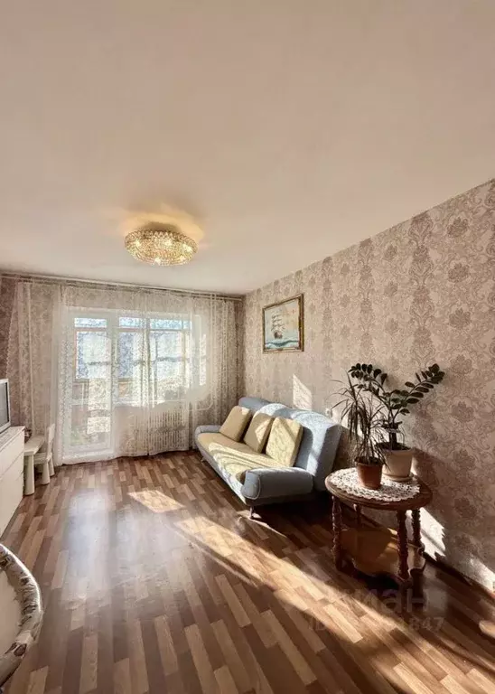 2-к кв. Омская область, Омск Краснознаменная ул., 26к4 (52.7 м) - Фото 0