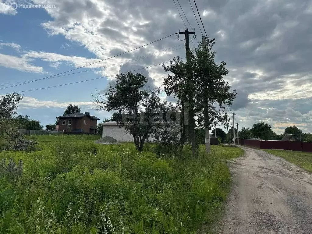 Дом в деревня Тешеничи, Овражная улица (100 м) - Фото 1