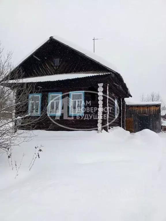 Дом в Пермский край, Чусовой ул. Ленина (30 м) - Фото 0