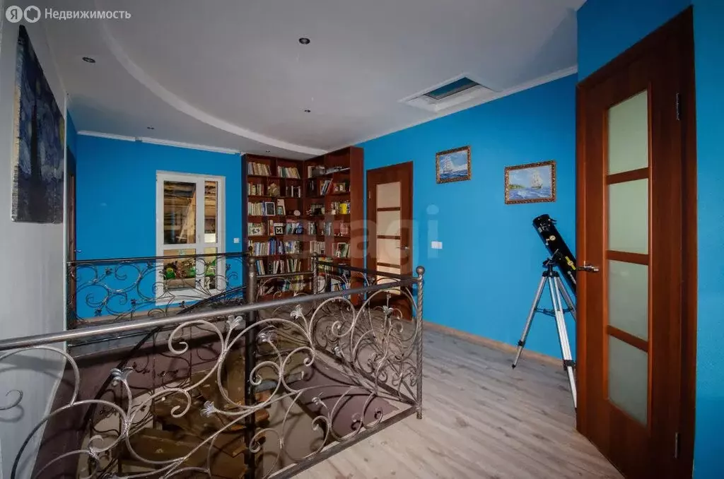 Дом в Ялуторовск, Хохловская улица (160 м) - Фото 1