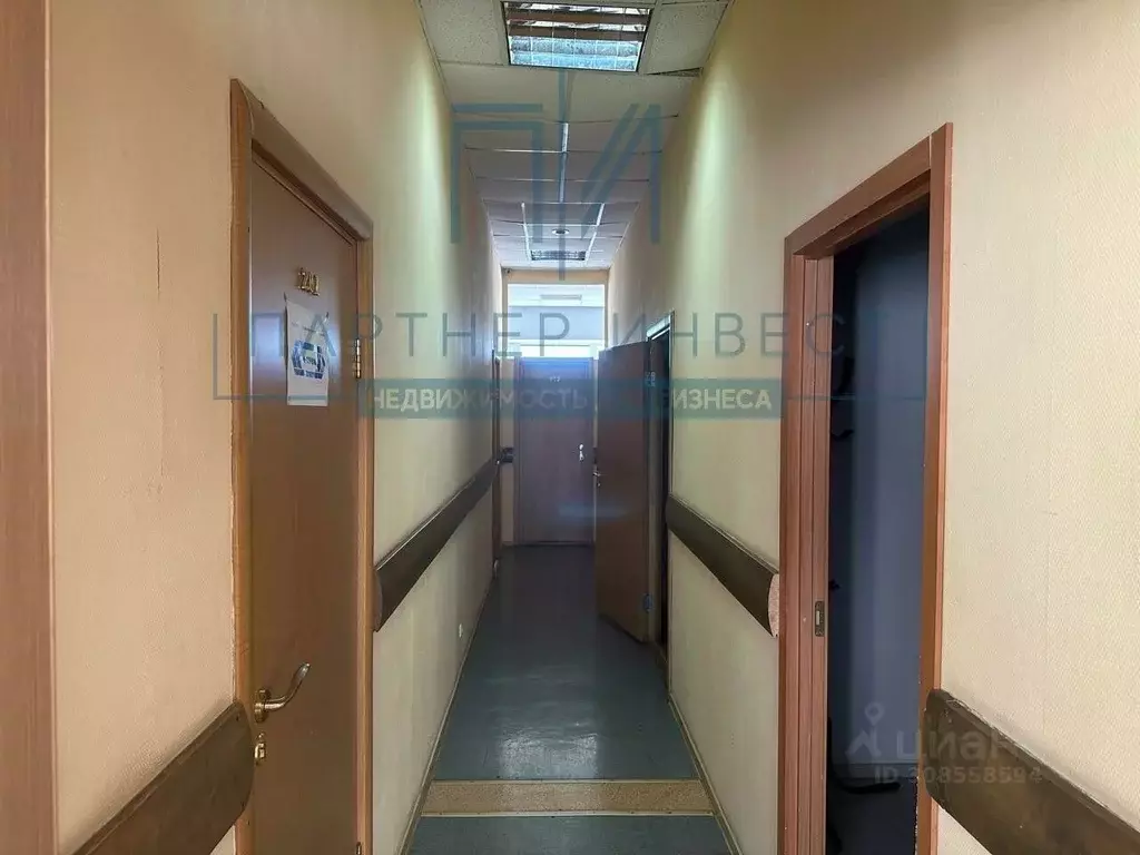 Офис в Свердловская область, Екатеринбург ул. Папанина, 1 (130 м) - Фото 1