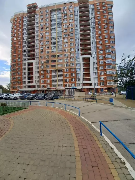 1-к. квартира, 48 м, 10/18 эт. - Фото 0