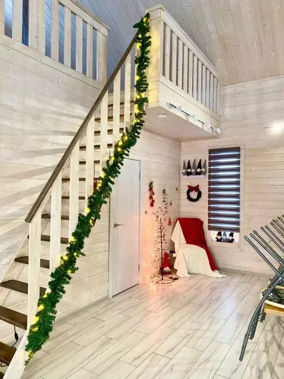 Дом в Карелия, Петрозаводск Тенистая ул., 71 (100 м) - Фото 1