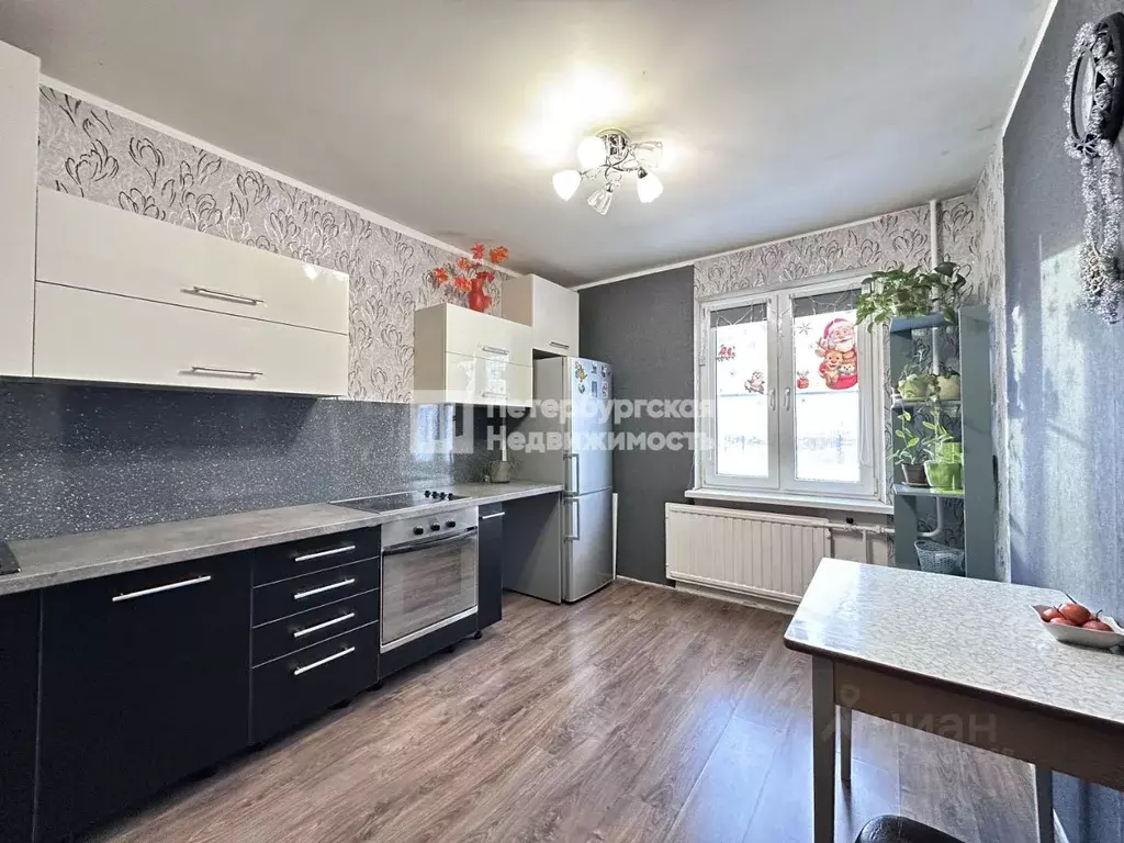 1-к кв. Санкт-Петербург ул. Оптиков, 52к3 (40.6 м) - Фото 1