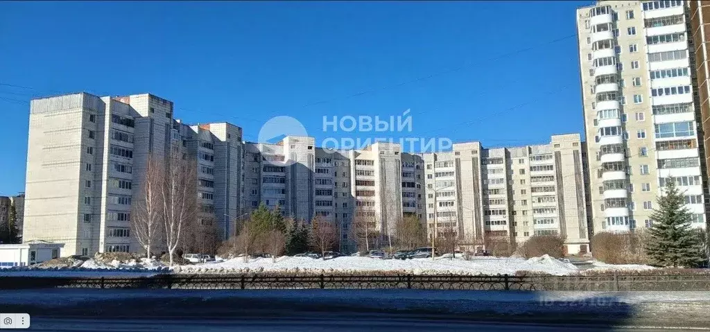 Торговая площадь в Свердловская область, Лесной ул. Ленина, 116 (40 м) - Фото 2