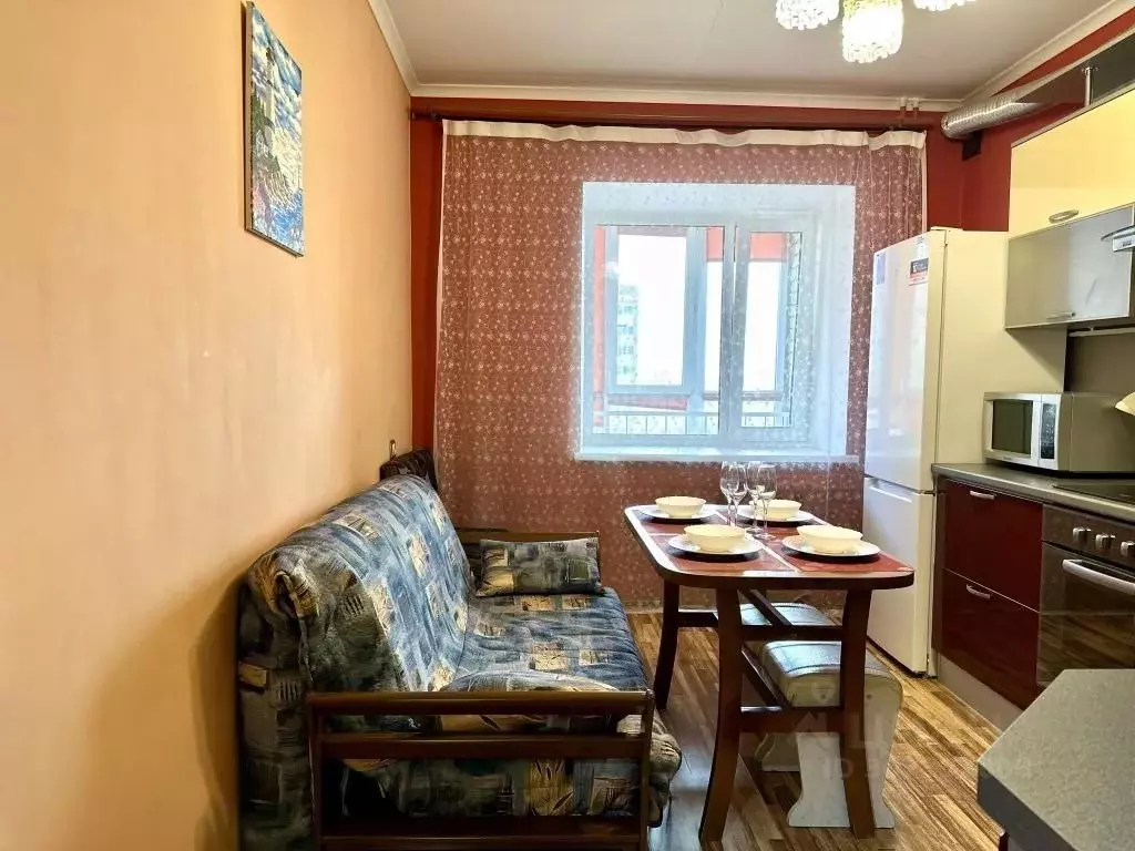 1-к кв. Тюменская область, Тюмень Мельничная ул., 83 (50.0 м) - Фото 1