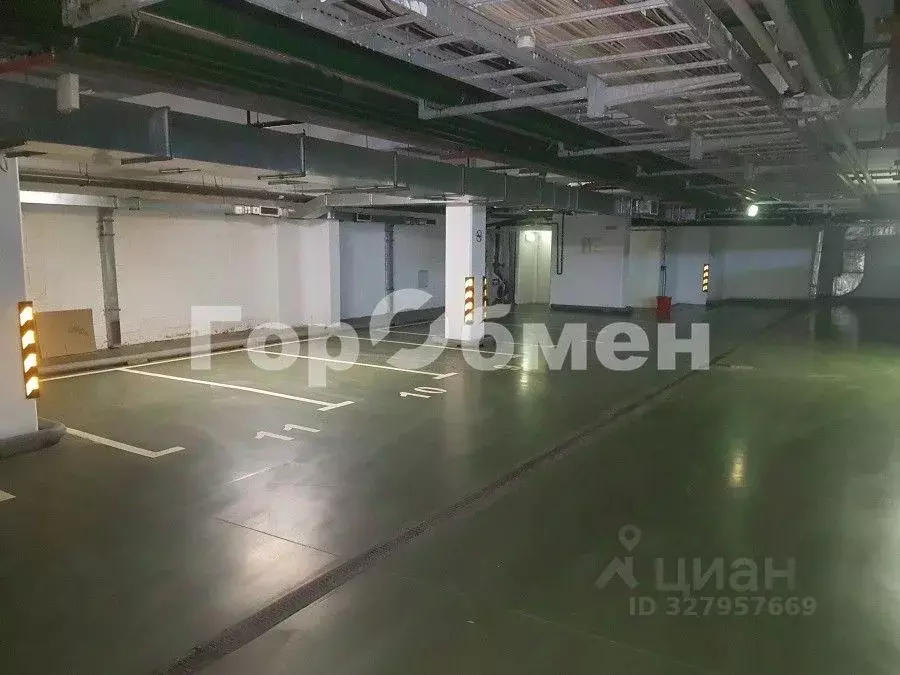 Гараж в Москва Новослободская ул., 23 (10 м) - Фото 2