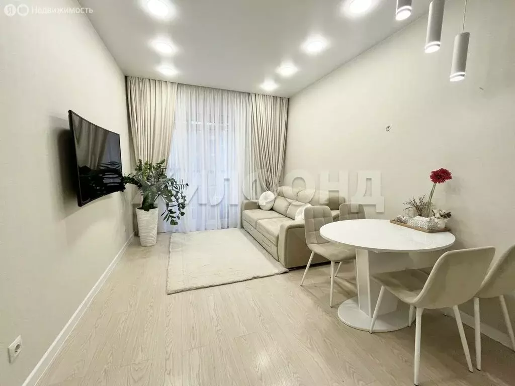 2-комнатная квартира: Новосибирск, Фабричная улица, 65 (41.1 м) - Фото 1