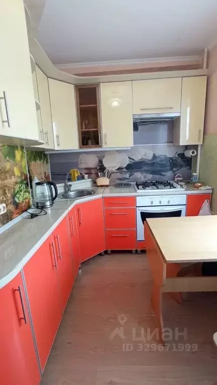 4-к кв. Воронежская область, Россошь ул. Алексеева, 25 (72.0 м) - Фото 1