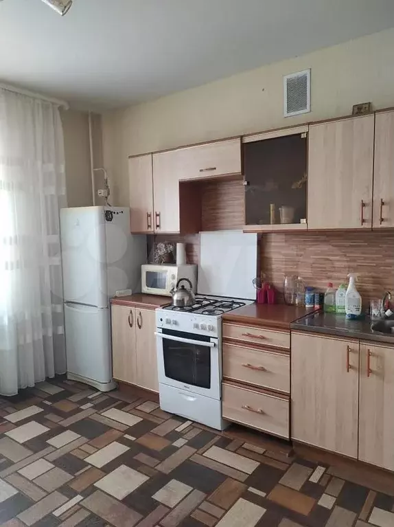 1-к. квартира, 42 м, 4/9 эт. - Фото 1