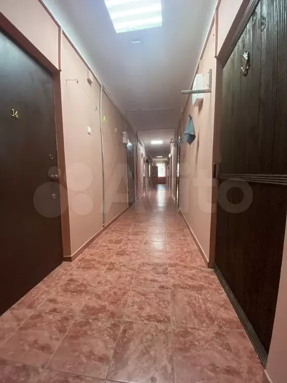 Комната 15 м в 7-к., 2/3 эт. - Фото 1