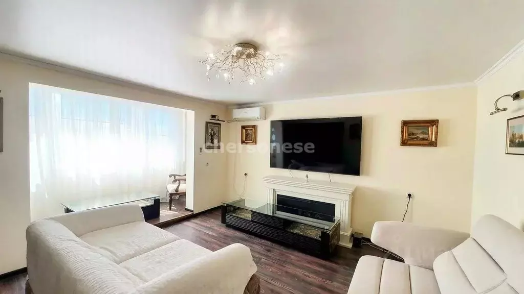 3-к кв. Севастополь просп. Октябрьской Революции, 56Б (67.0 м) - Фото 1