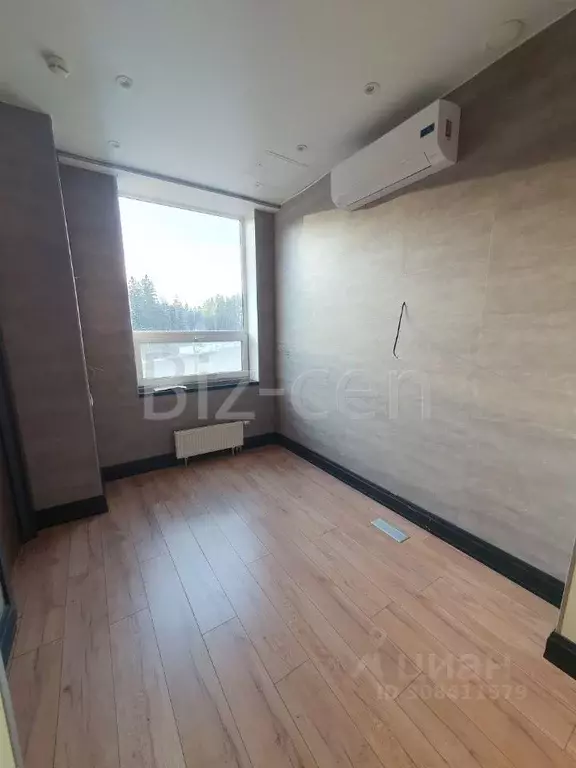 Офис в Московская область, Химки городской округ, д. Дубровки ул. ... - Фото 0