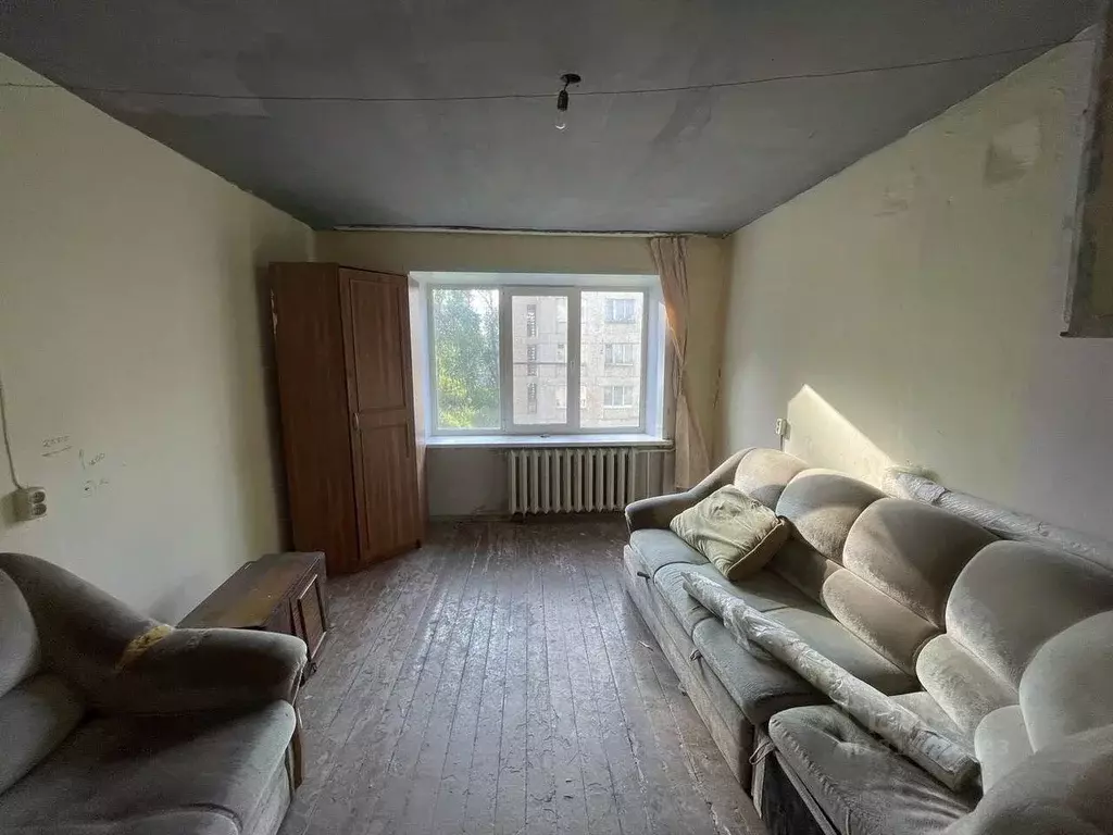 Комната Свердловская область, Полевской ул. Володарского, 95 (12.1 м) - Фото 0