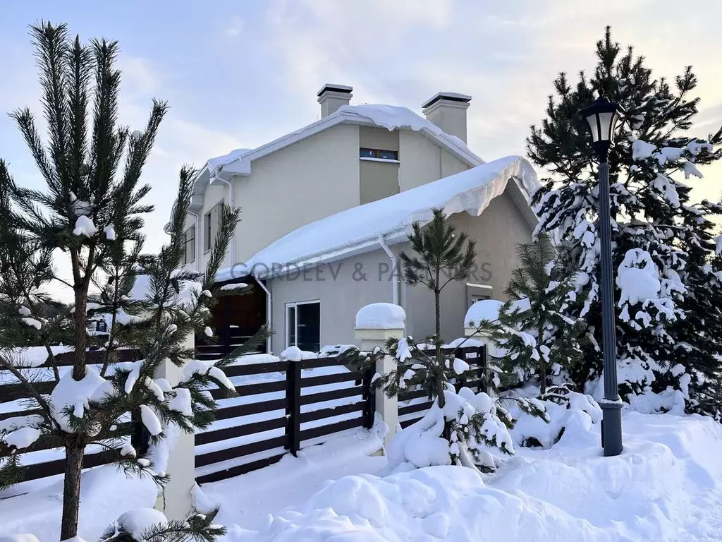 Дом в Татарстан, Казань ул. Олега Лундстрема, 1 (163 м) - Фото 1