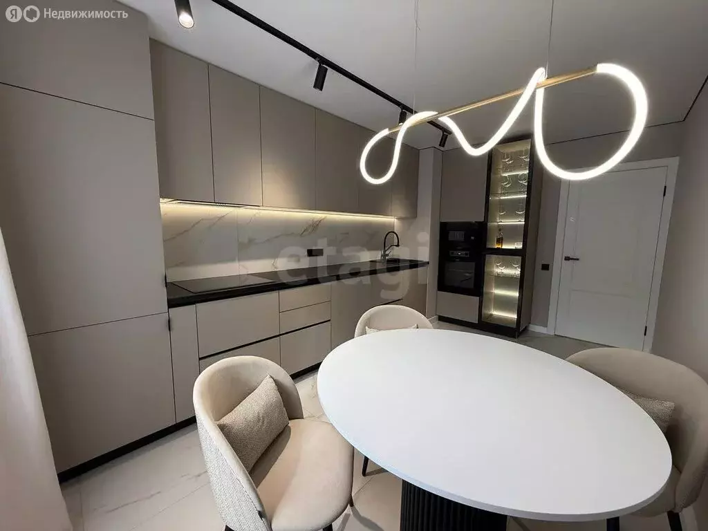 3-комнатная квартира: Омск, 1-й Амурский проезд, 11 (76.8 м) - Фото 2