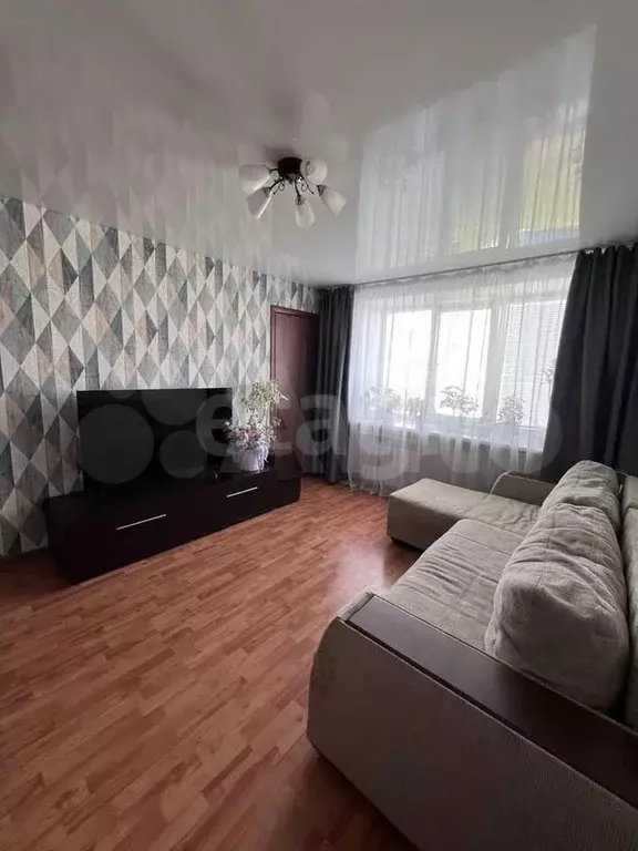 2-к. квартира, 48,6 м, 5/5 эт. - Фото 0