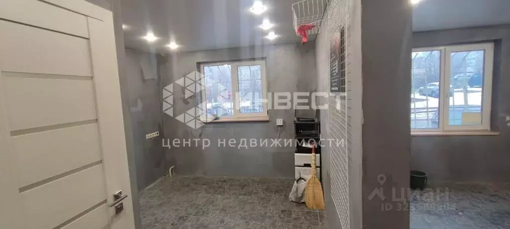 Помещение свободного назначения в Мурманская область, Мурманск ул. ... - Фото 1