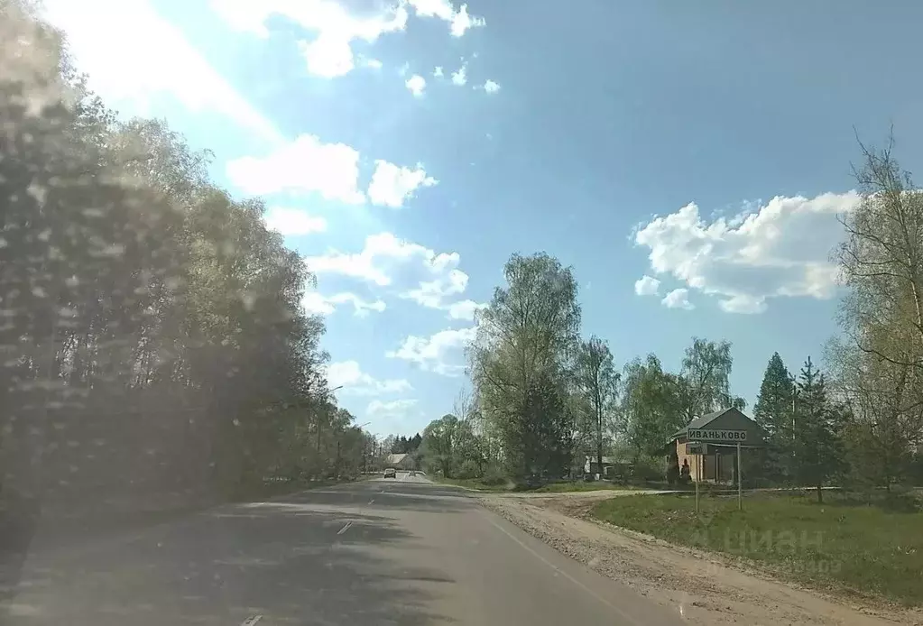 Дом в Тульская область, Ясногорский район, Иваньковское с/пос, с. ... - Фото 1