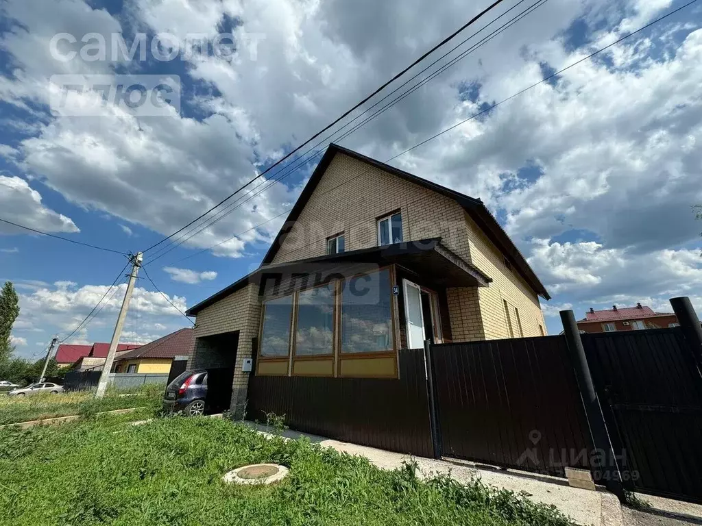 Дом в Оренбургская область, Оренбургский район, с. Подгородняя ... - Фото 0