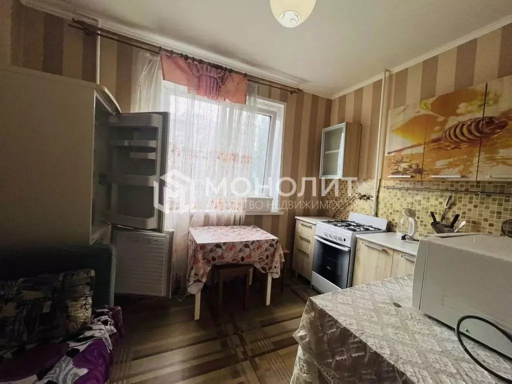 1-к кв. Белгородская область, Старый Оскол ул. Свердлова, 24 (38.0 м) - Фото 1