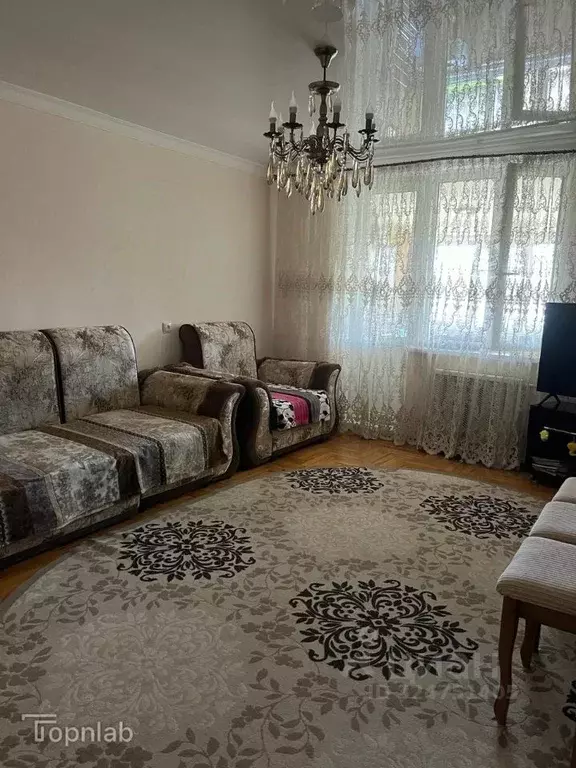 3-к кв. Кабардино-Балкария, Нальчик ул. Идарова (72.8 м) - Фото 1