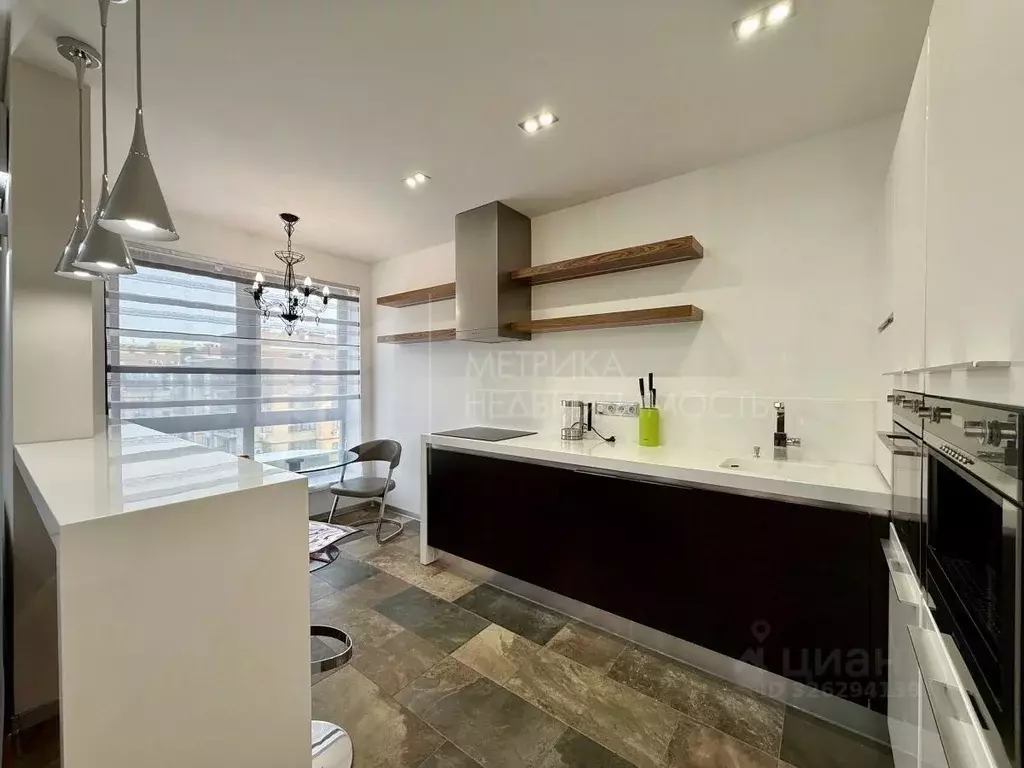 1-к кв. Тюменская область, Тюмень ул. Максима Горького, 68 (48.6 м) - Фото 1