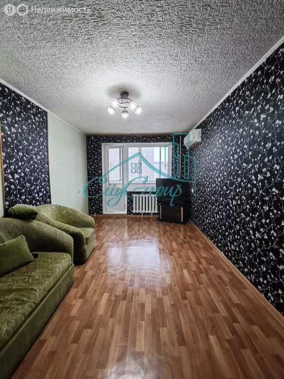 3-комнатная квартира: Орск, микрорайон Новый город, Ялтинская улица, ... - Фото 1