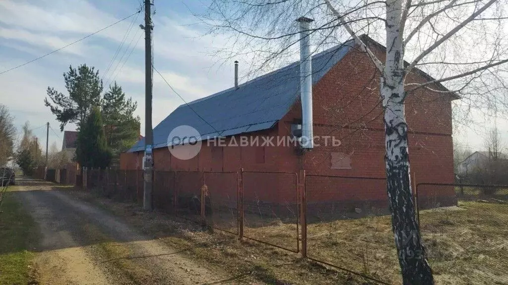 Дом в Рязанская область, Рязанский район, Вышгородское с/пос, с. ... - Фото 1