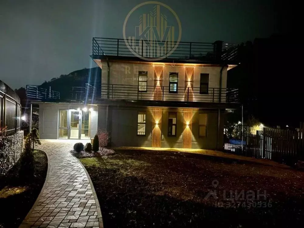 Коттедж в Ставропольский край, Кисловодск ул. Войкова, 92Д (323 м) - Фото 1