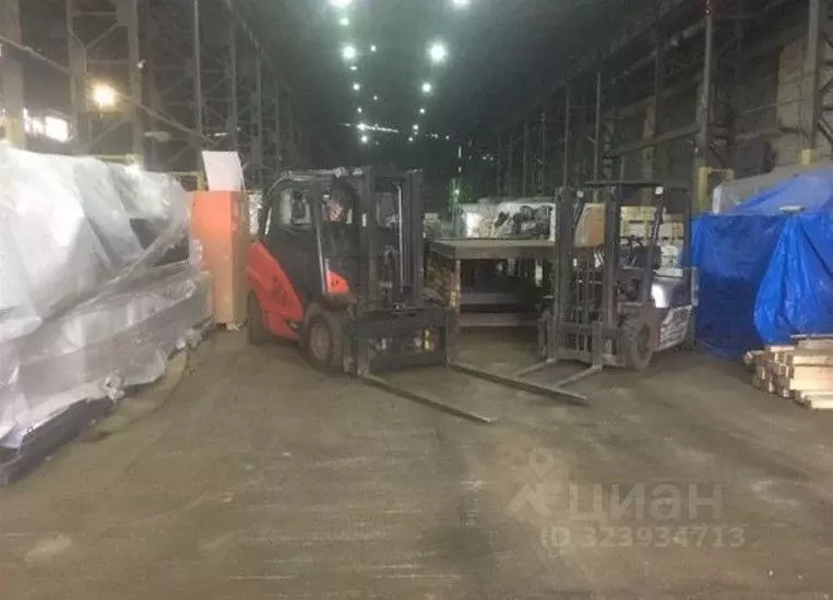 Склад в Санкт-Петербург пос. Стрельна, Фронтовая ул., 3 (600 м) - Фото 1